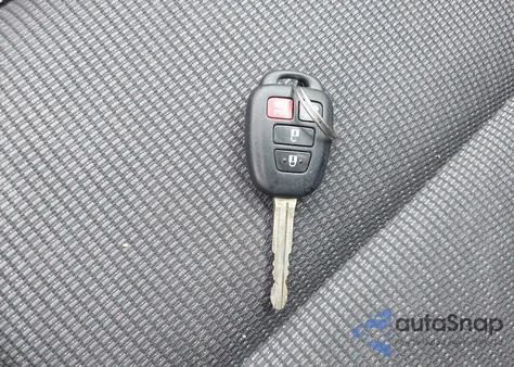 2018 Toyota Corolla Se from USA, damaged, VIN 5YFBURHE6JP765917